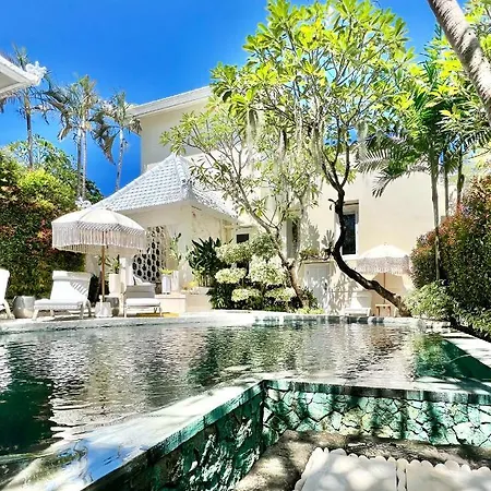 Moon Villas Umalas