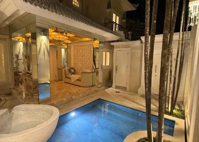 Moon Villa